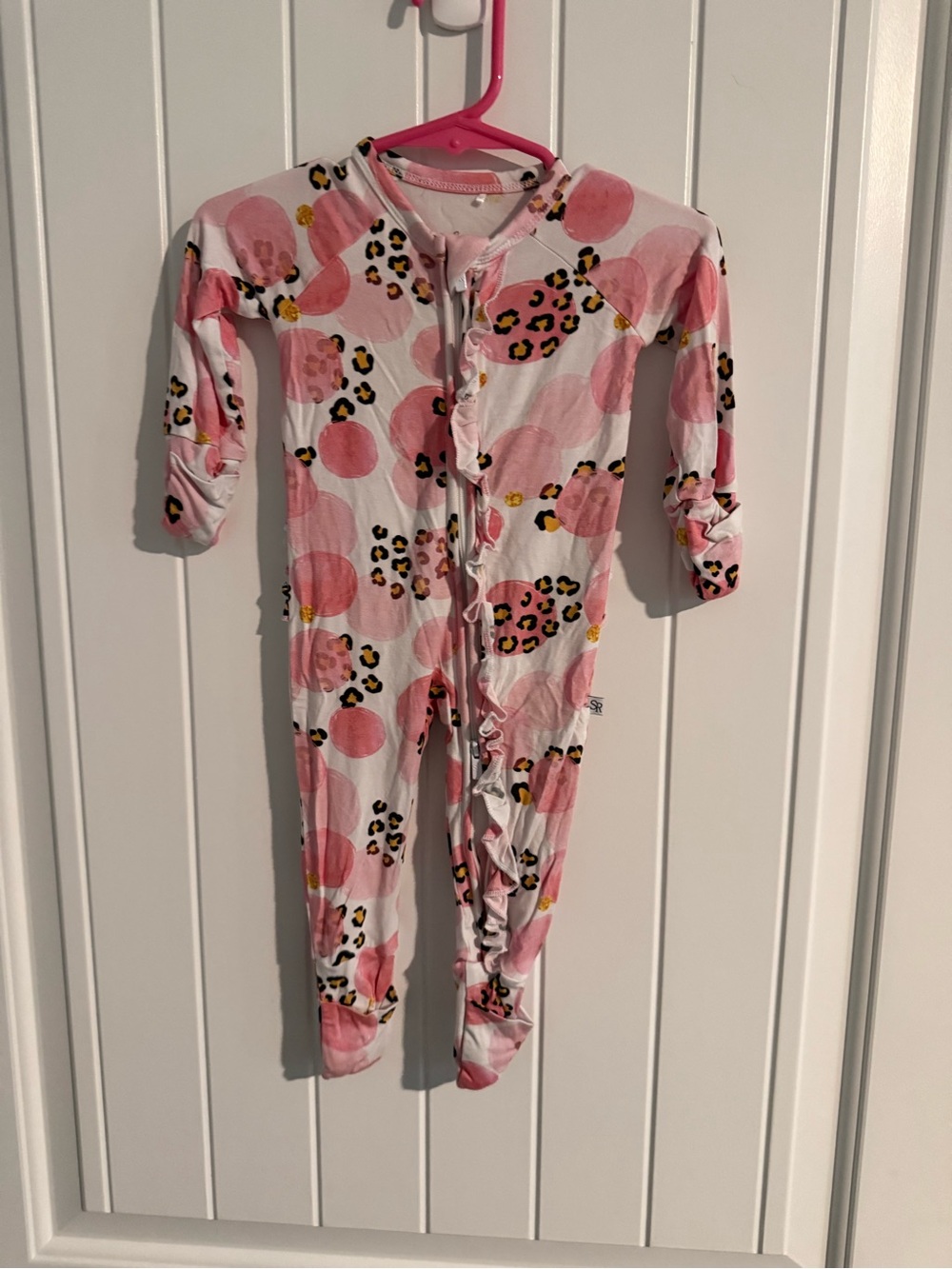 🎀 Sophia Rose Leopard + Pink Dots Ruffle Romper – 0–3M